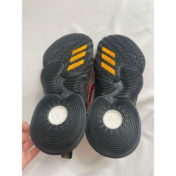 Adidas Trae Young 1 Men's Basketball Sneakers Vivid Red GY3772 Size 5 - Picture 9 of 9